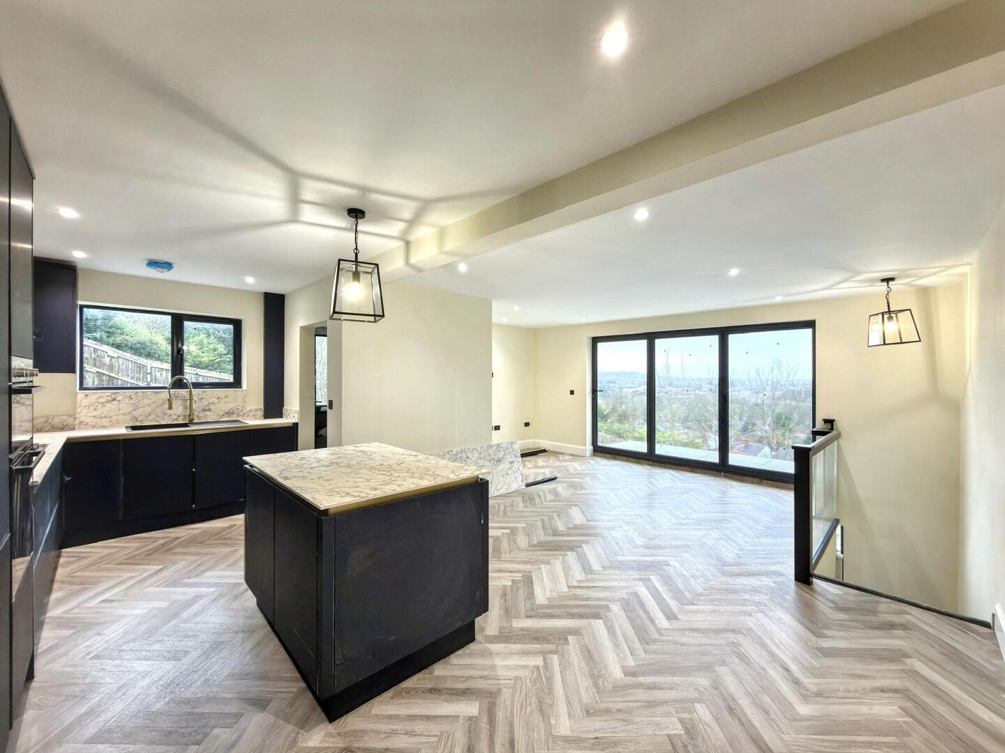 4 bed property in Woodbury Hill Path, Luton